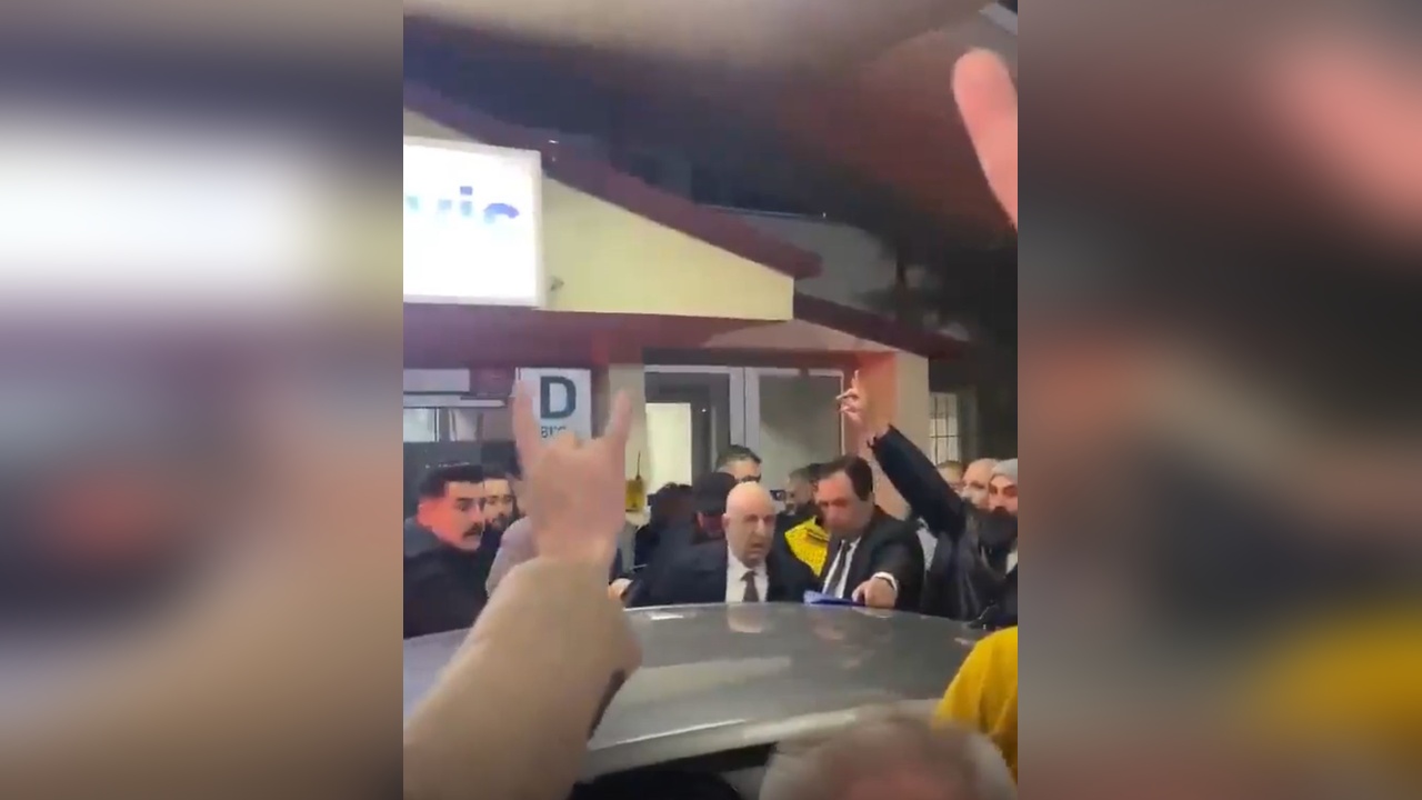 Ümit Özdağ Ankara'da Gözaltına Alındı