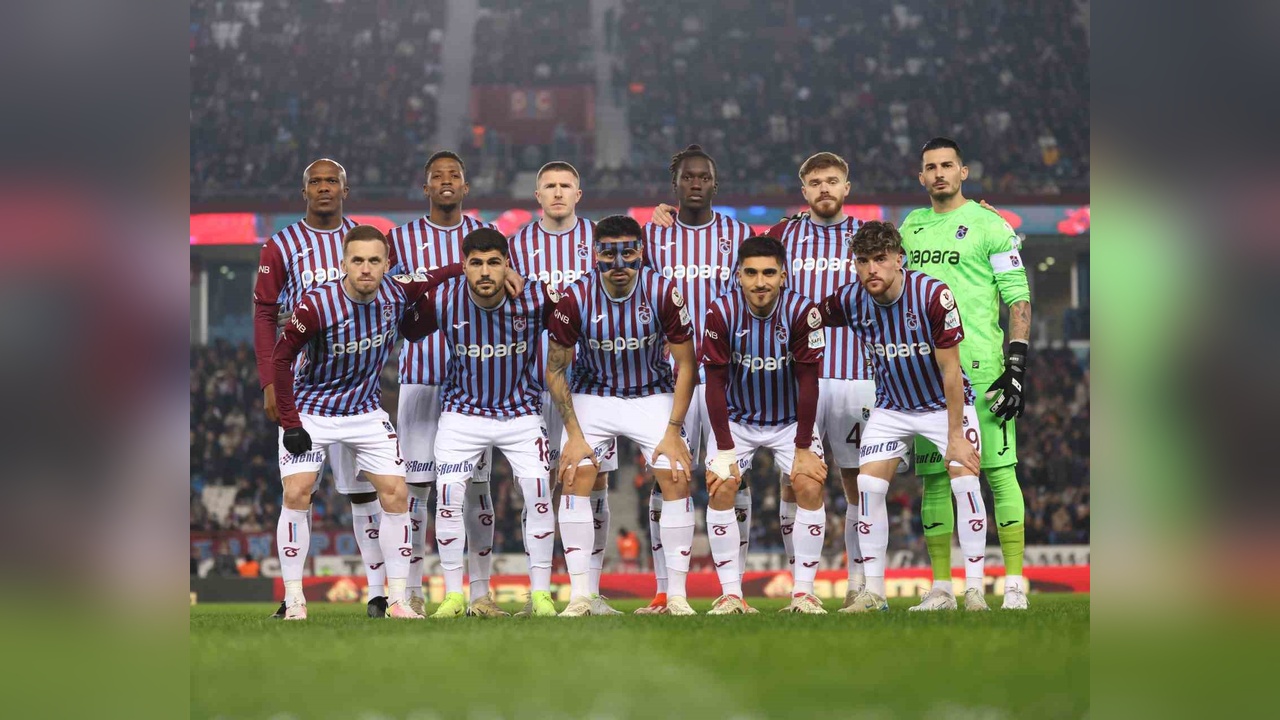 Trabzonspor, Sivasspor'u İlk Yarıda Farklı Geçti
