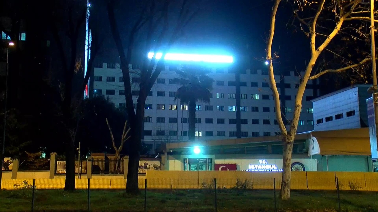 Ümit Özdağ Gözaltına Alındı, İstanbul'a Nakledildi