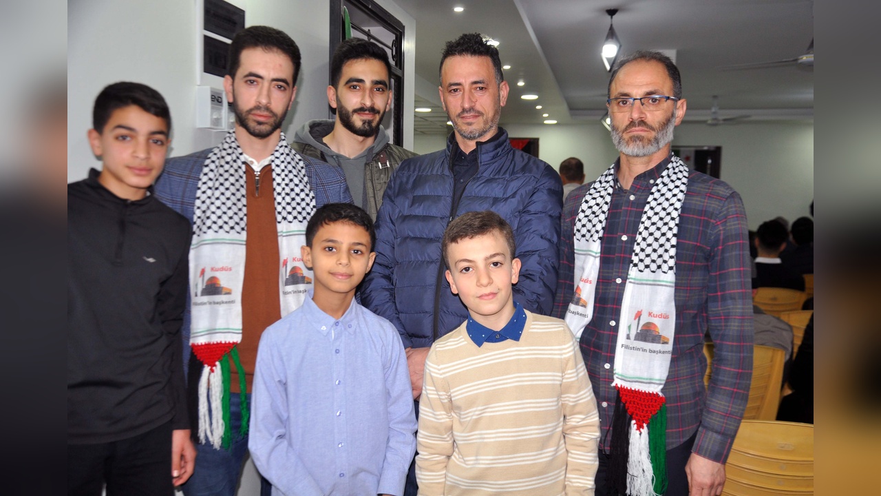 Hatay'da Ateşkesin Getirdiği Umut: Filistinli Aileler Sevinç İçinde