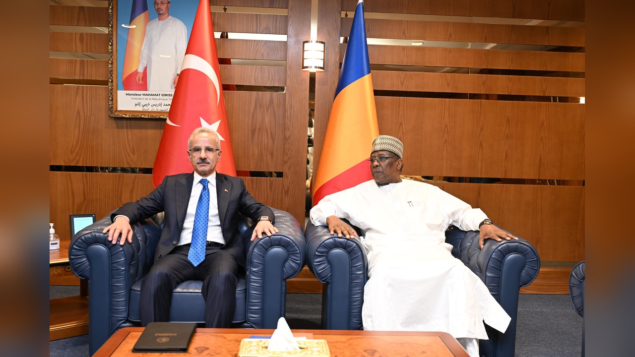 Uraloğlu ve Koulamallah'dan İkili İlişkiler Üzerine Görüşme