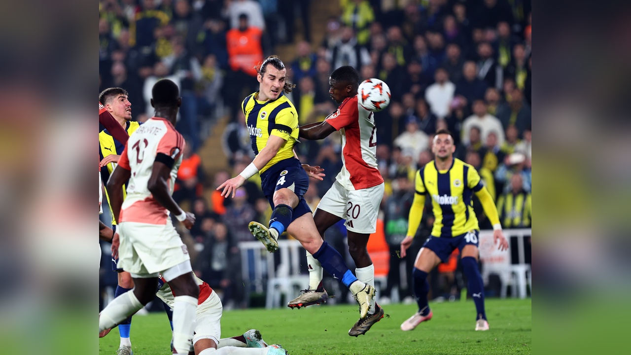Fenerbahçe, Lyon ile 0-0 berabere kalarak önemli bir başarı elde etti