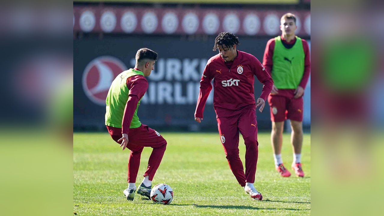 Galatasaray, Ajax ile Oynayacağı Maç İçin Hazırlıklara Start Verdi
