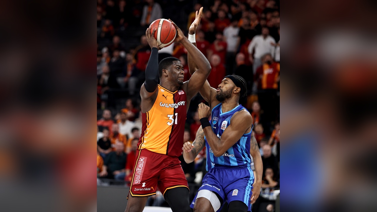 Türk Telekom, Galatasaray'ı Zor Bir Maçta Geçti