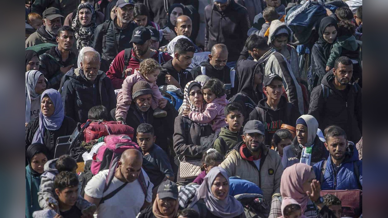 Gazze'de 300 Binden Fazla Filistinli Kuzeye Geri Döndü