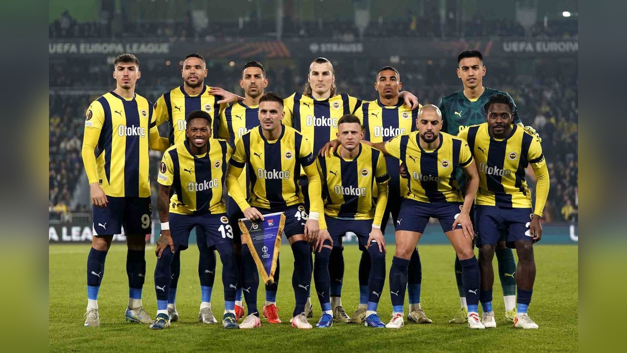 Fenerbahçe, UEFA Avrupa Ligi'nde Play-Off Mücadelesine Çıkıyor