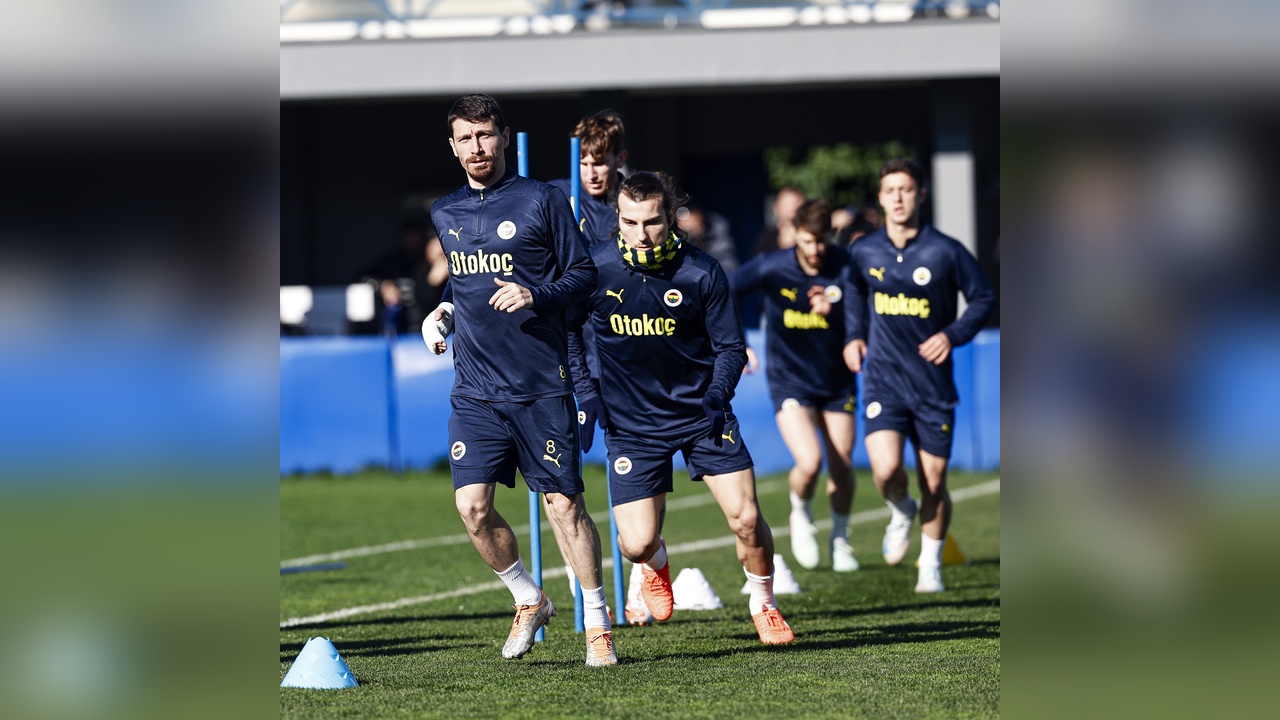 Fenerbahçe, Midtjylland ile karşılaşmaya odaklandı