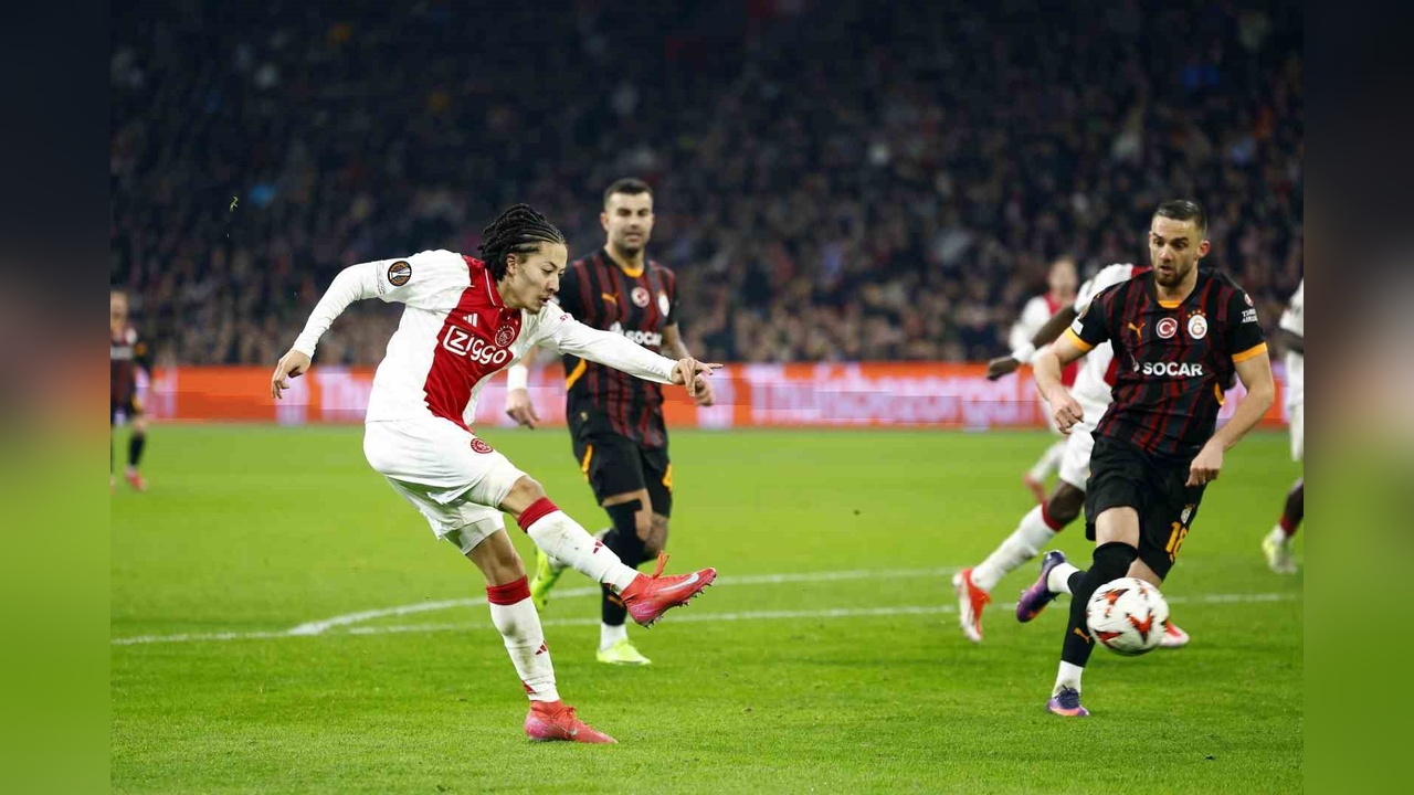 Ajax, Galatasaray'ı UEFA Avrupa Ligi'nde Geçti