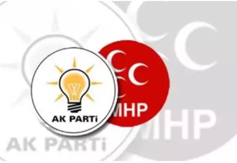 MHP'li başkanı istedi, AKP’li başkan görevden aldı