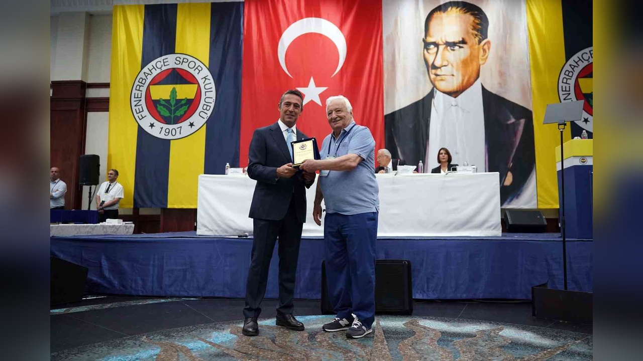 Fenerbahçe'nin Efsanevi Futbolcusu Hayatını Kaybetti