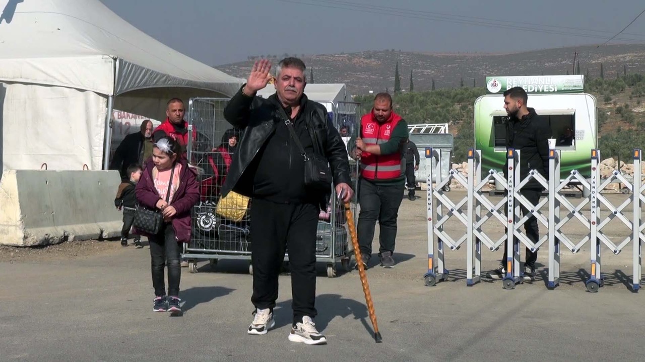 Hasan Abdullah, Türkiye'den Suriye'ye Dönüş Yaptı
