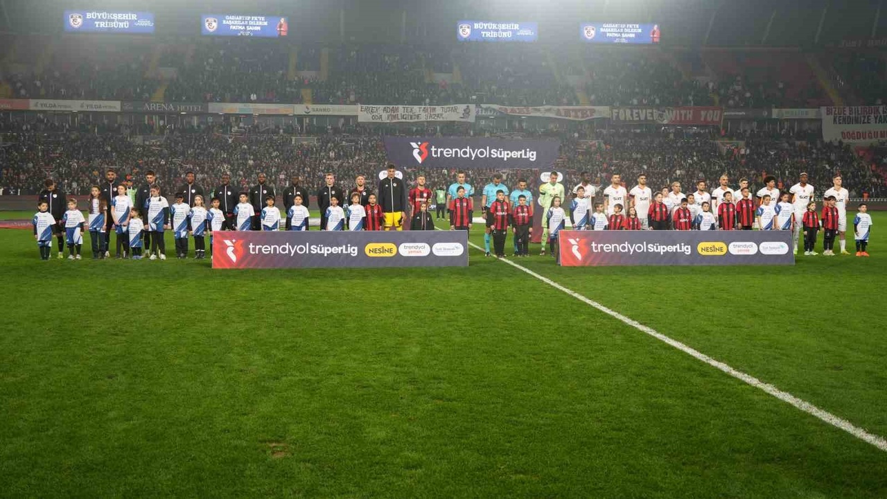 Galatasaray, Gaziantep FK Karşısında Önde