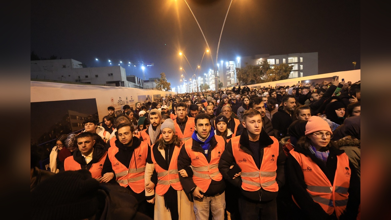 Kanserle Mücadele Eden Gençlerden Hatay'a Destek