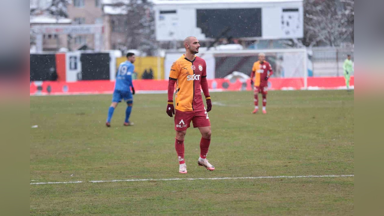 Galatasaray, Boluspor'u İlk Yarıda Geçti