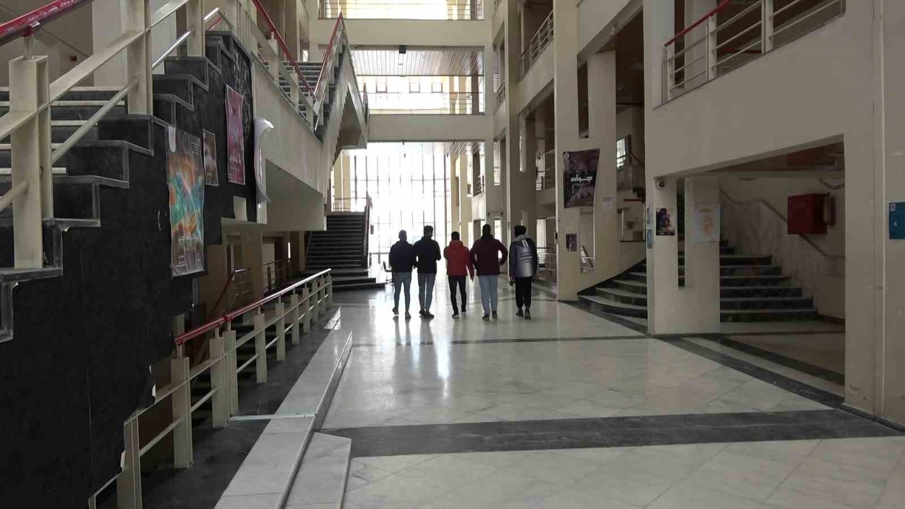 Esad Ajanı Profesör Nahla Esa'nın Tutuklanması