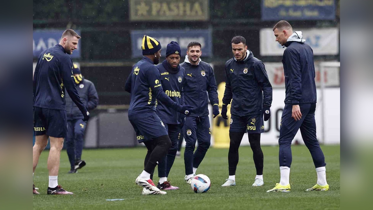 Fenerbahçe, Corendon Alanyaspor ile karşılaşmaya hazır