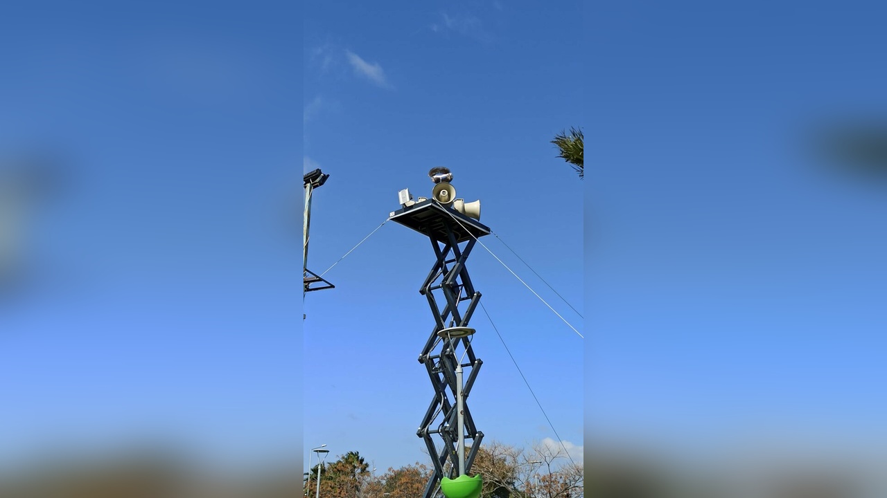 İzmir'de Mobil Siren Sistemi Uygulamaya Alındı