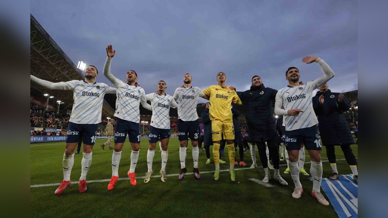 Fenerbahçe'nin Galibiyet Serisi Devam Ediyor