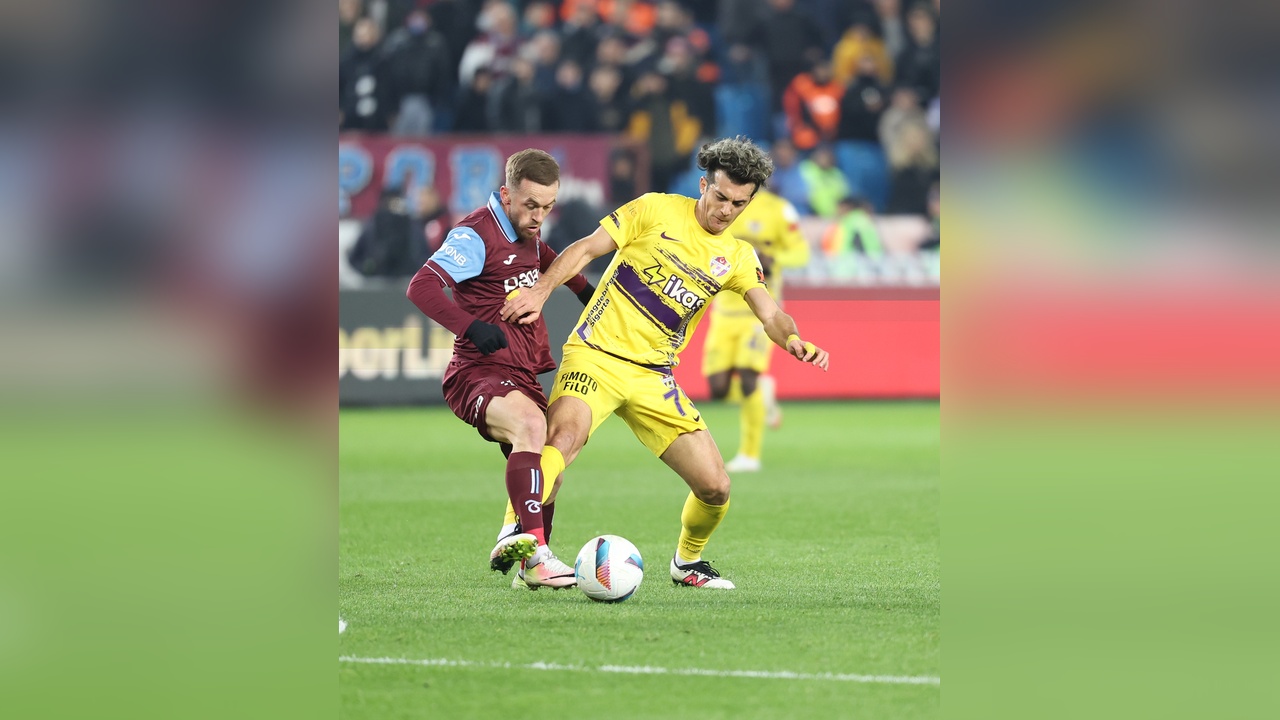 Trabzonspor, Eyüpspor'u 1-0 Mağlup Etti