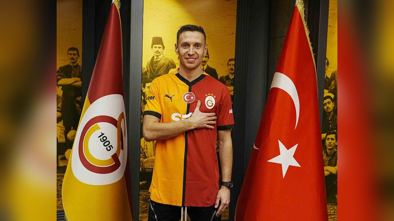 Galatasaray, Przemyslaw Frankowski ile Polonya Bağlantısını Güçlendiriyor
