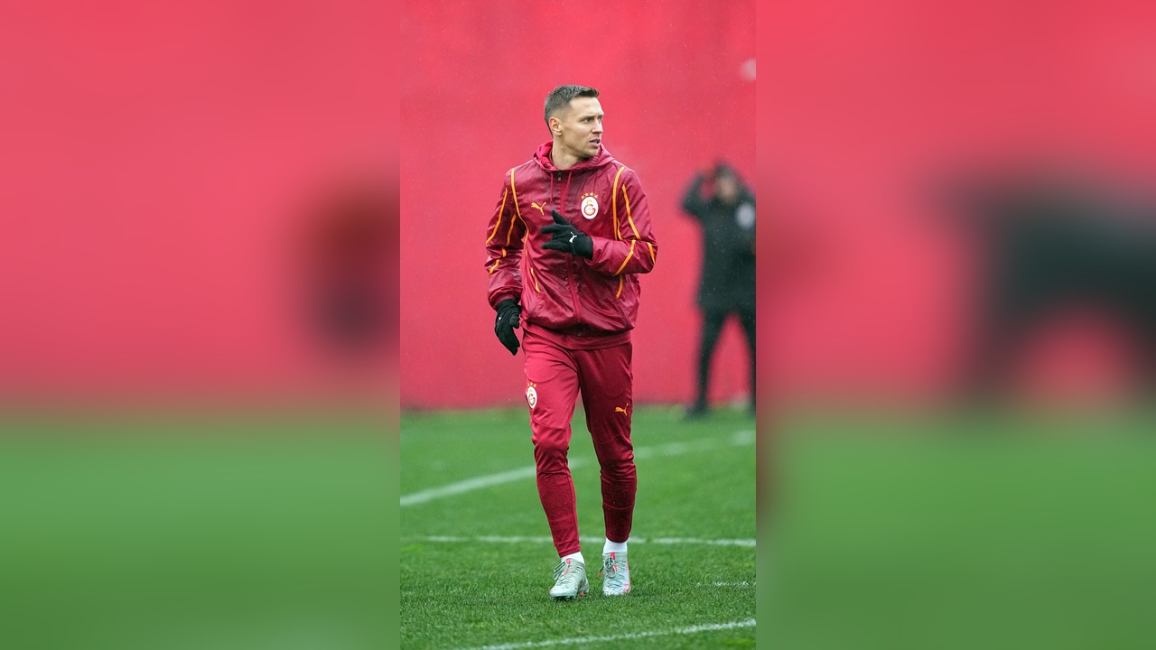 Przemyslaw Frankowski, Galatasaray'daki İlk Antrenmanını Gerçekleştirdi