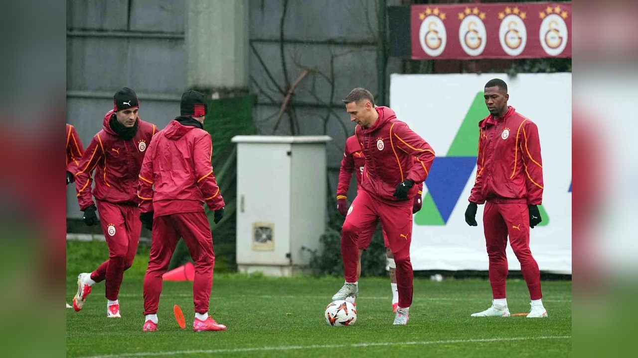 Frankowski, Galatasaray'daki İlk Antrenmanını Gerçekleştirdi