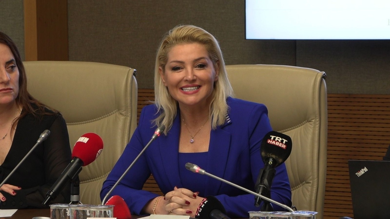 Zahide Yetiş'in Komisyon Toplantısında Tartışmalı Anlar