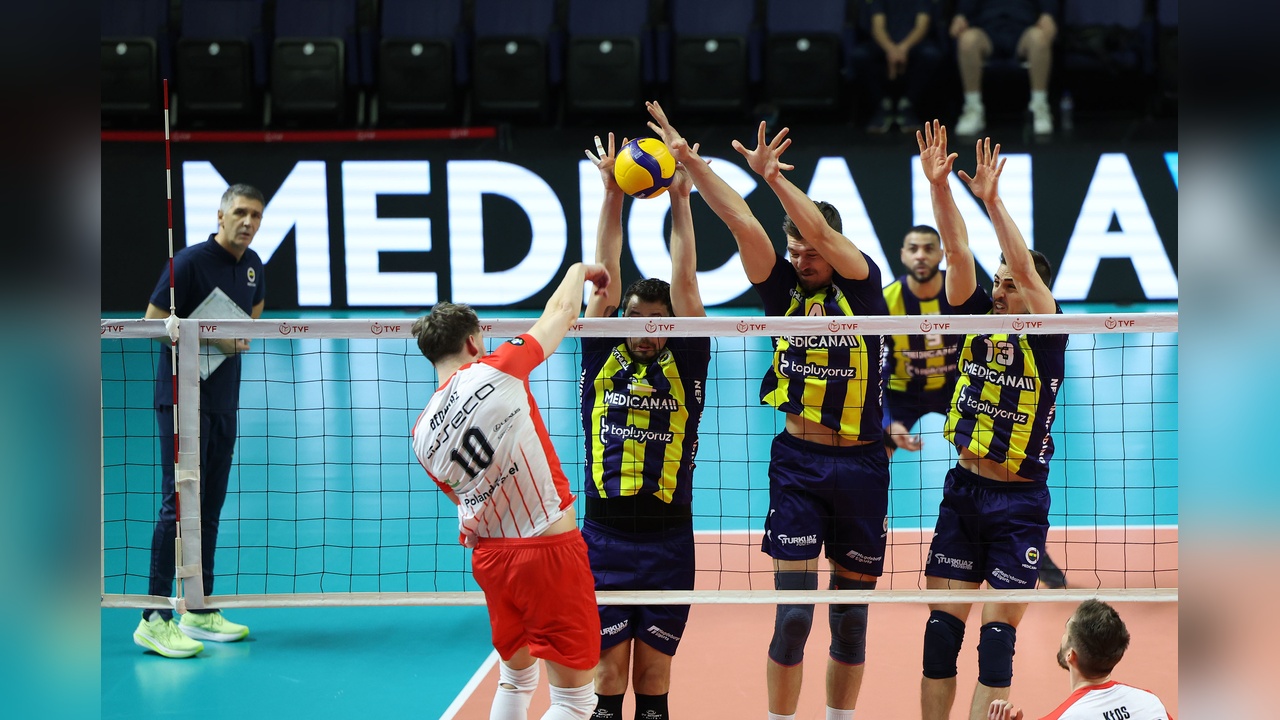 Asseco Resovia Rzeszow, Fenerbahçe Medicana'yı Mağlup Etti