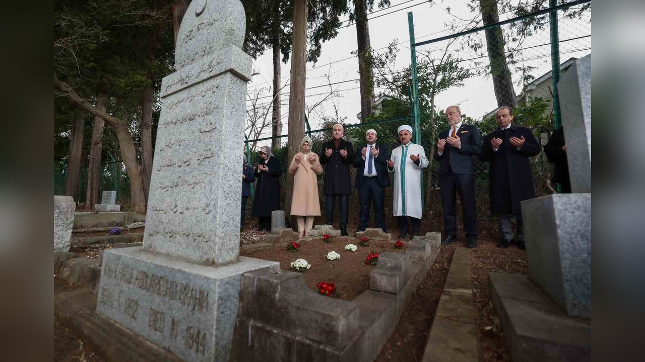 Kurtulmuş'tan Tokyo'da Anma Ziyareti