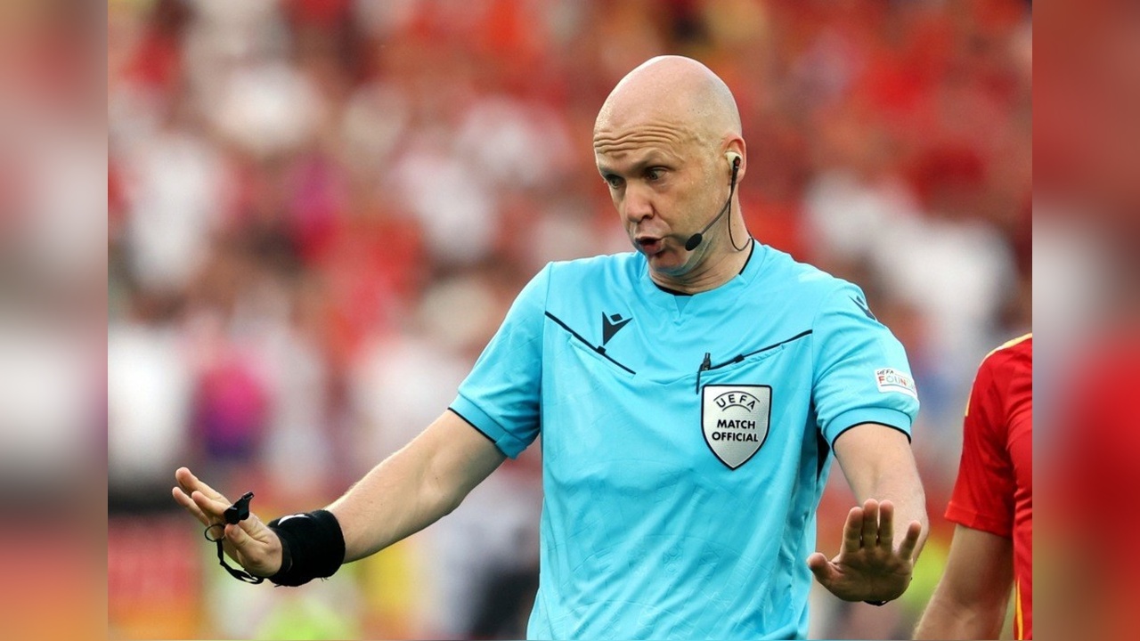 Anthony Taylor, Galatasaray ve AZ Alkmaar Maçında Görev Alacak