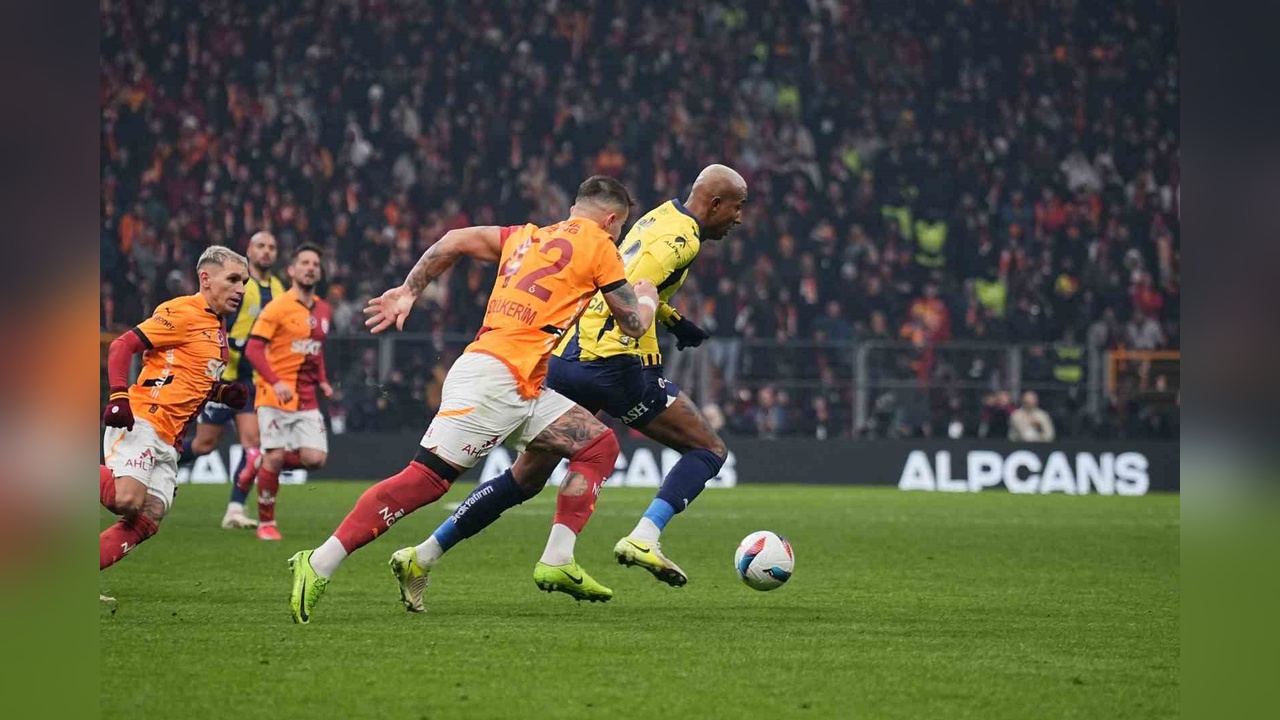 Anderson Talisca, Fenerbahçe Formasıyla İlk Derbisine Çıktı