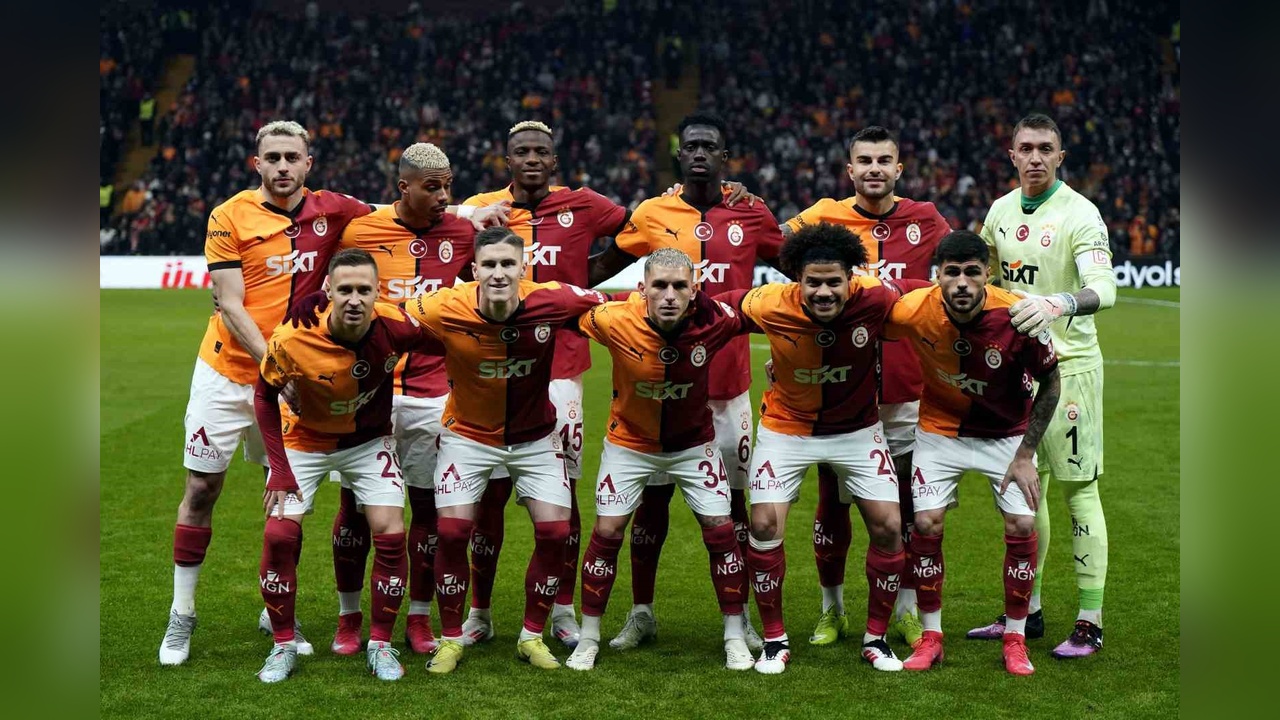 Galatasaray, Kadroda Dört Yeni Değişiklikle Sahaya Çıkıyor