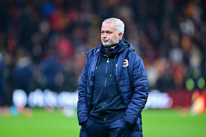Fenerbahçe Teknik Direktörü Mourinho'dan Galatasaray'a dava
