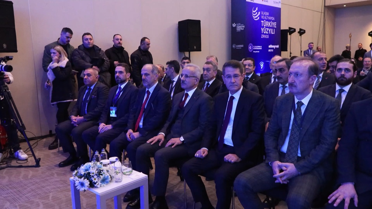 Bakan Uraloğlu'ndan Sosyal Medya Kullanımı Açıklaması