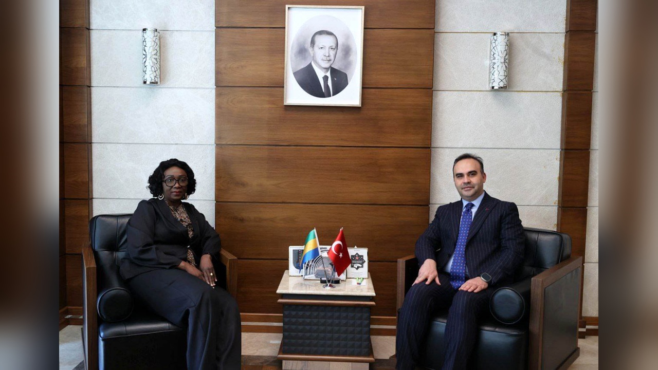 Türkiye ile Gabon Arasında Teknoloji İşbirliği Anlaşması İmzalandı