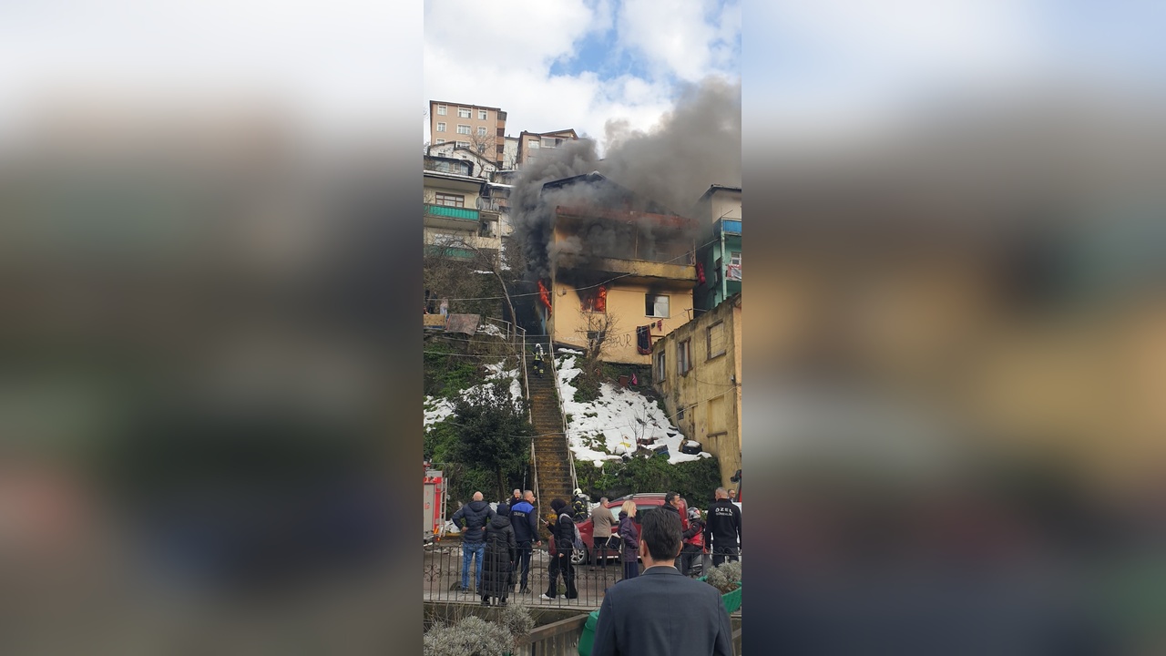 Zonguldak'ta Yangın: Bir Kişi Dumandan Etkilendi