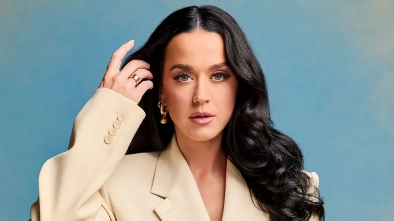 Katy Perry Uzaya Seyahat Edecek