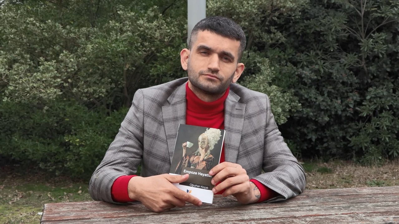 Koçak'ın İlk Romanı 'Empoze Hayatlar' Yayınlandı