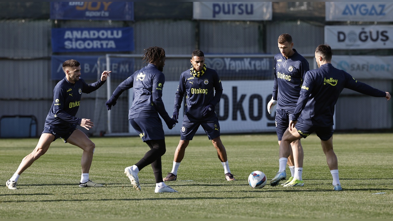 Fenerbahçe, Antalyaspor ile karşılaşmaya odaklandı