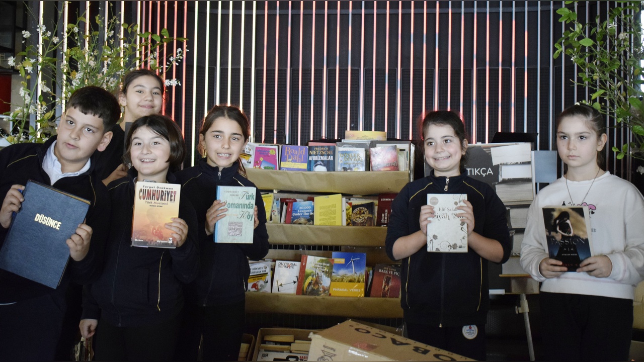 Kütüphane İçin 6 Bin Kitap Toplandı