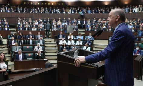 AKP grup toplantılarına protokol düzeni