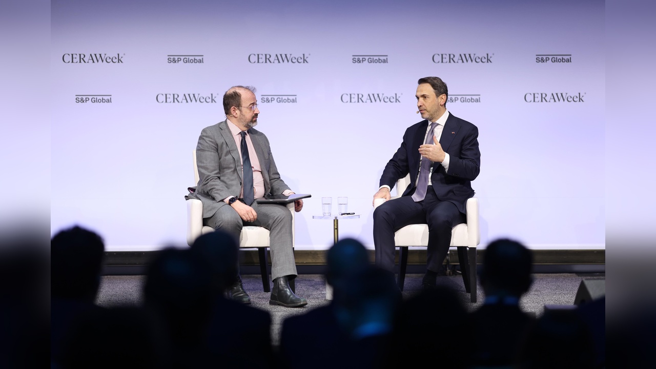 Bakan Bayraktar, CERAWeek 2025'te Türkiye'nin Enerji Stratejisini Açıkladı