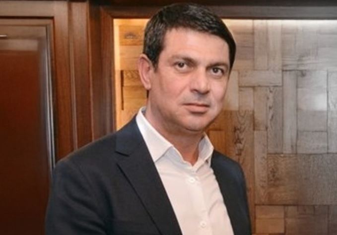 AKP'li başkan cinayetten aranıyor