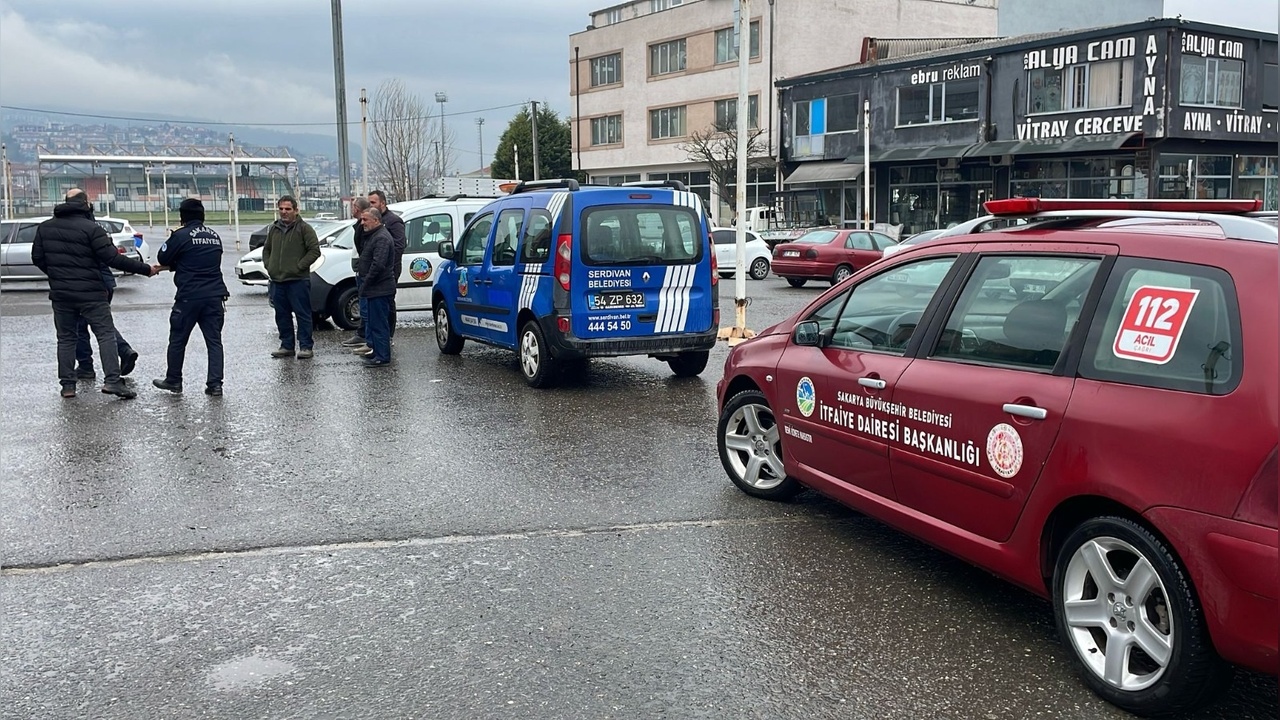 Sakarya'da Çocuk Oyun Tesisi Alev Alev Yandı