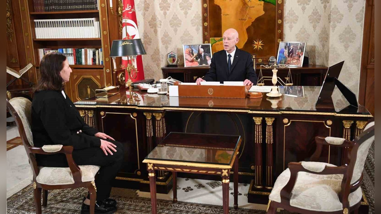 Tunus'ta Siyasi Kriz: Başbakan Görevden Alındı