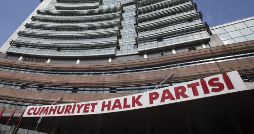 CHP olağanüstü kurultaya gidiyor