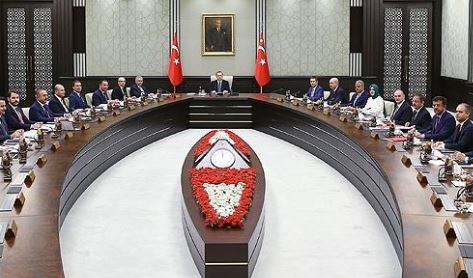 AKP tarafında İmamoğlu'nun gözaltına nasıl tepki veriyor?