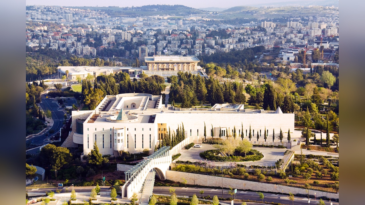 İsrail Yüksek Mahkemesi, Netanyahu'nun Şin Bet ile ilgili kararını askıya aldı
