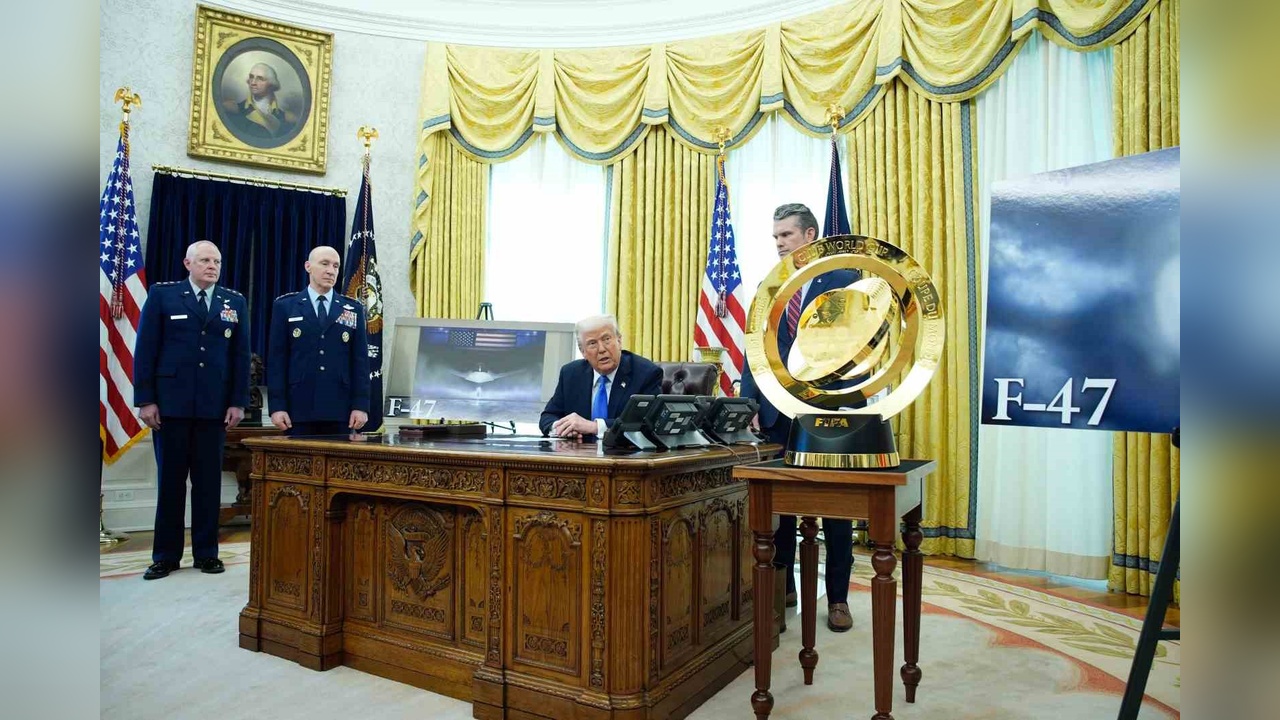 Trump, Yeni Nesil F-47 Savaş Uçağını Tanıttı