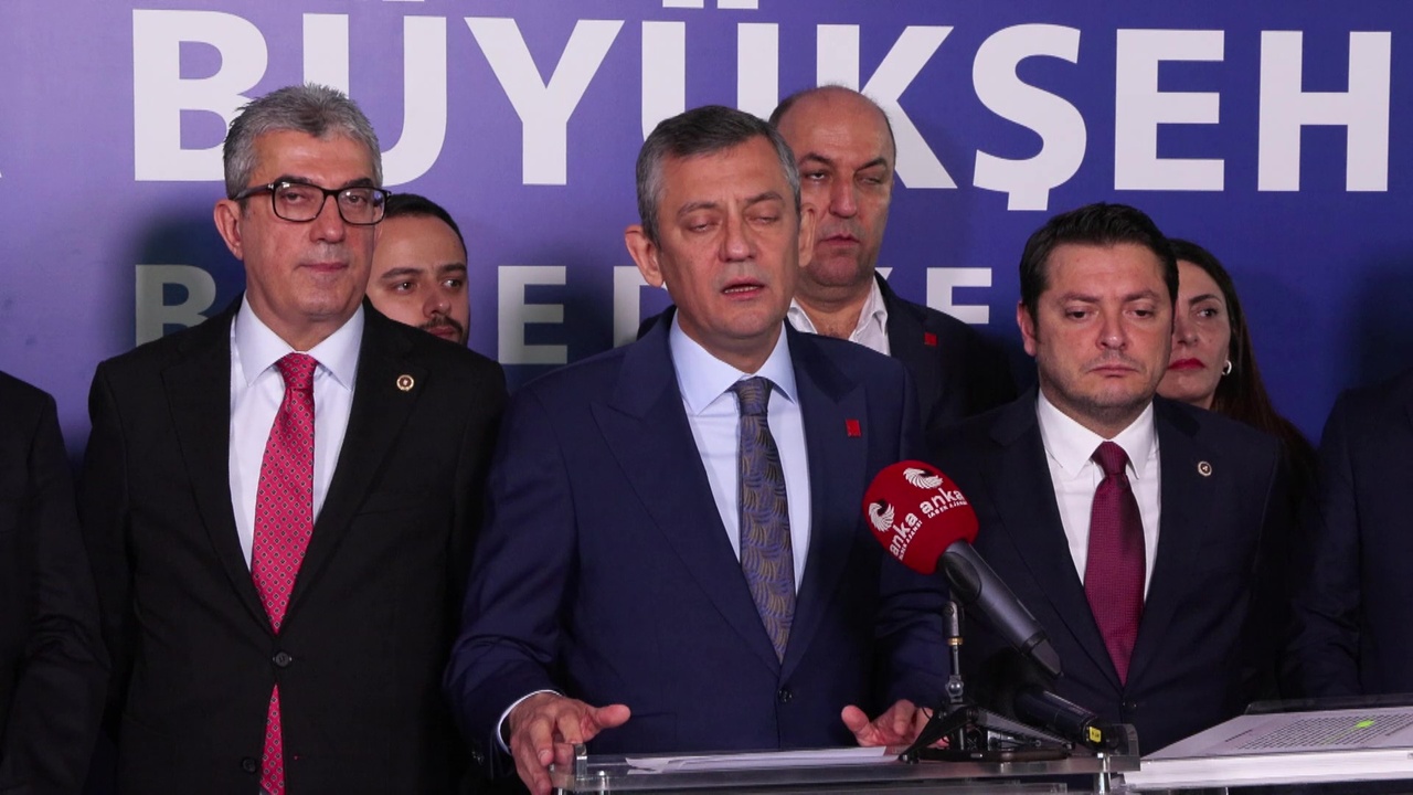 Özgür Özel, İBB'de önemli açıklamalarda bulundu